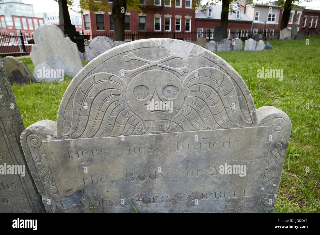 geflügelte Totenkopf auf Grabsteinen Copps Hill burying Ground Boston USA Stockfoto