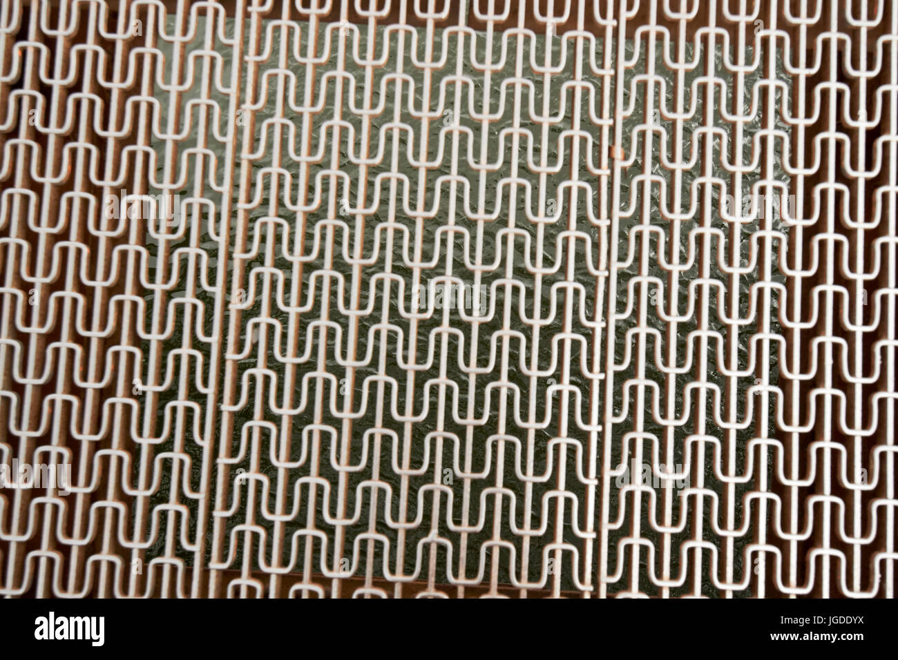 Metall sehen durch die Oberfläche der charlestown North Washington Street Bridge Boston USA Stockfoto