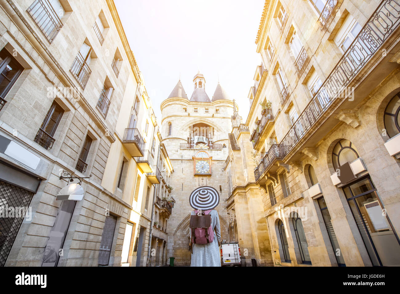 Frau in Bordeaux Stadt reisen Stockfoto
