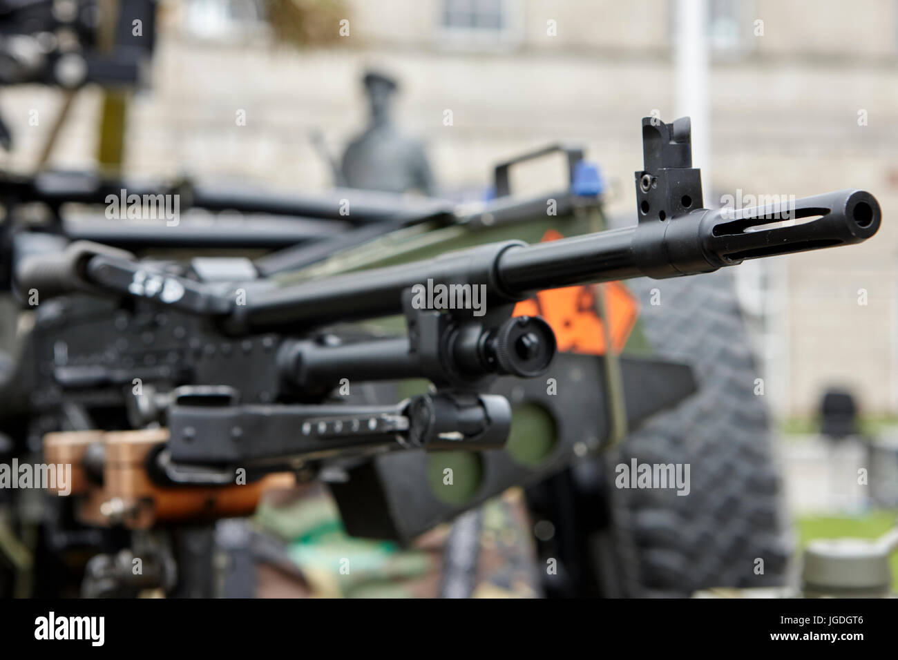 Allzweck-Maschinengewehr Waffe montiert auf einer britischen Armee Fahrzeug uk Stockfoto