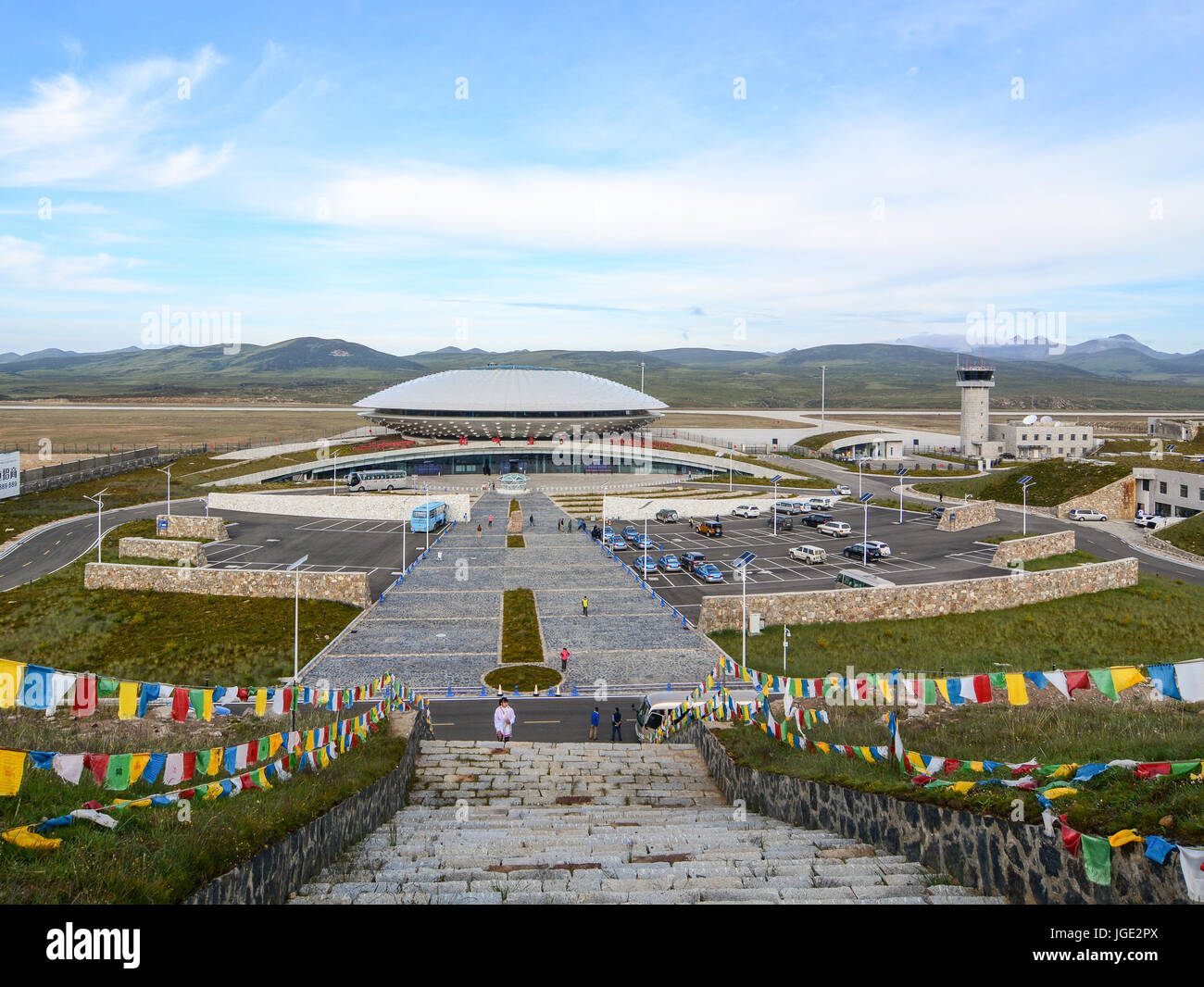 Daocheng, China - 15. August 2016. Daocheng-Yading-Flughafen. Es ist die weltweit höchsten Zivilflughafen 4.411 m über dem Meeresspiegel, dienen Daocheng C liegt Stockfoto