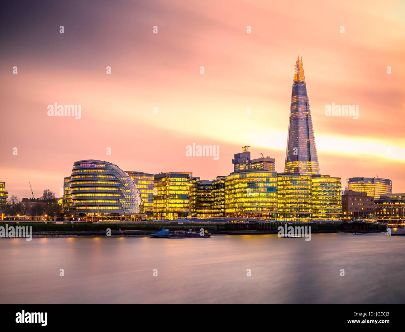 London City Hall und der shard Stockfoto