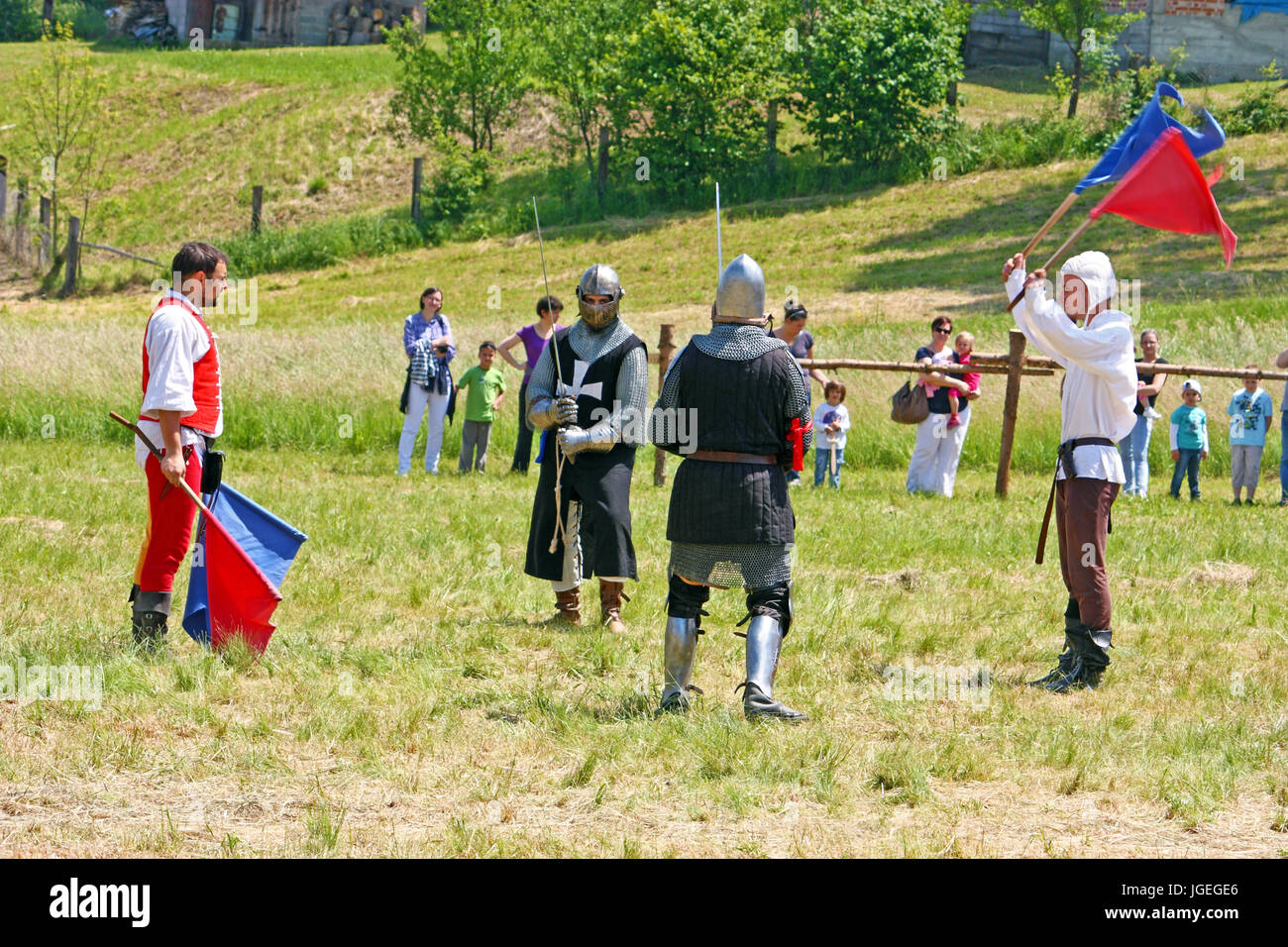 Kroatien, SVETA HELENA, 20. Mai 2012: Das Duell der beiden Ritter, Internationale Ritterturnier, Sveta Helena, Kroatien Stockfoto