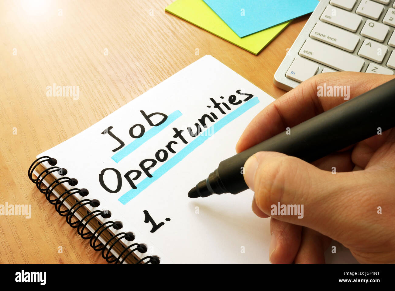 Job-Chancen-Liste von hand geschrieben. Stockfoto