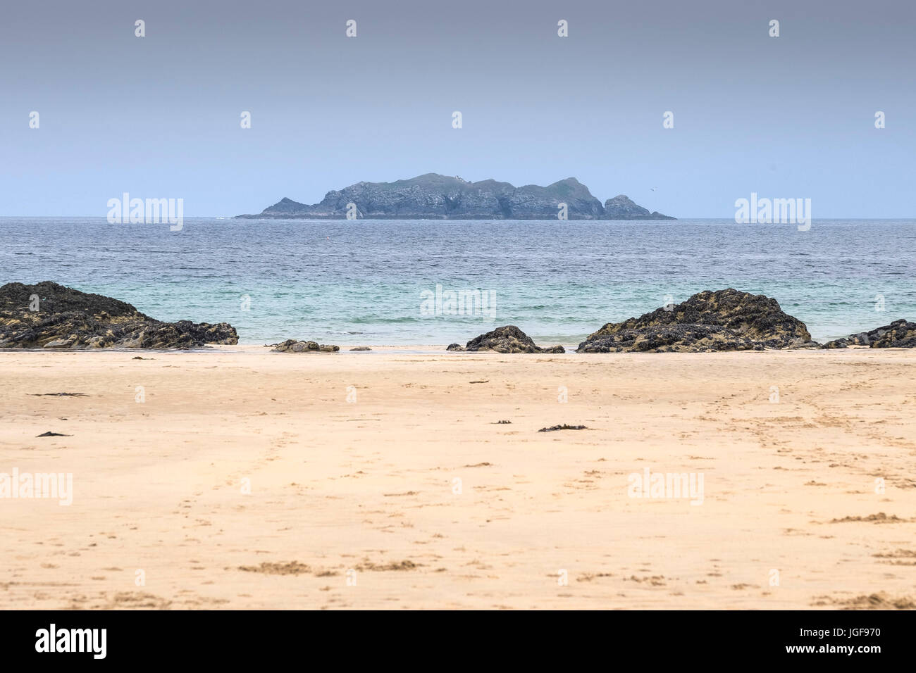 Gulland Insel vor Harlyn Bay an der Küste von North Cornwall. Stockfoto