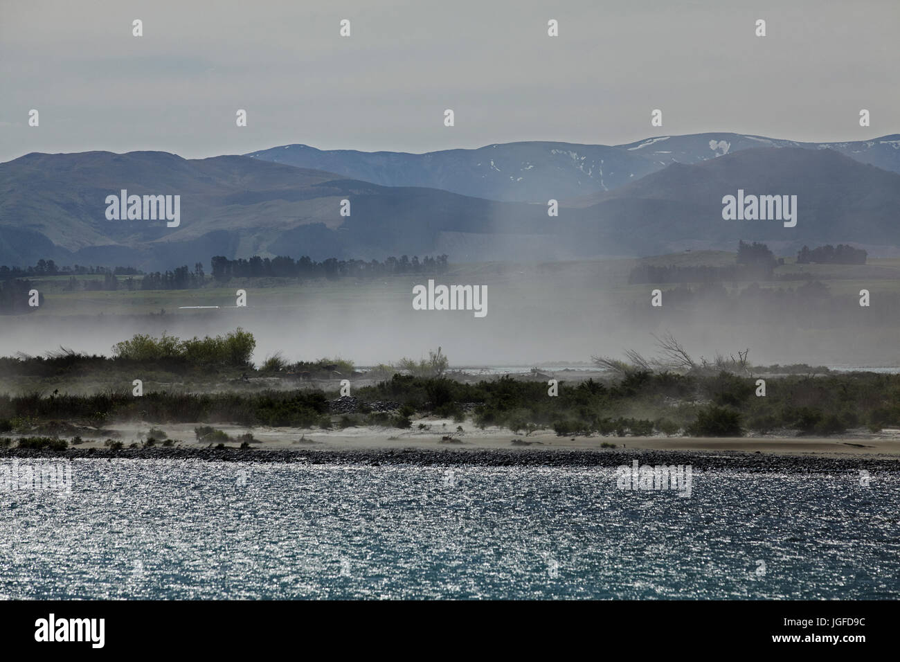 Sandsturm und Rakaia River, Mid Canterbury, Südinsel, Neuseeland Stockfoto