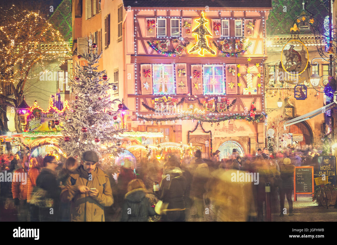 Weihnachtszeit im Zentrum Stadt. Colmar. Haut-Rhin. Das Elsass. Frankreich. Stockfoto