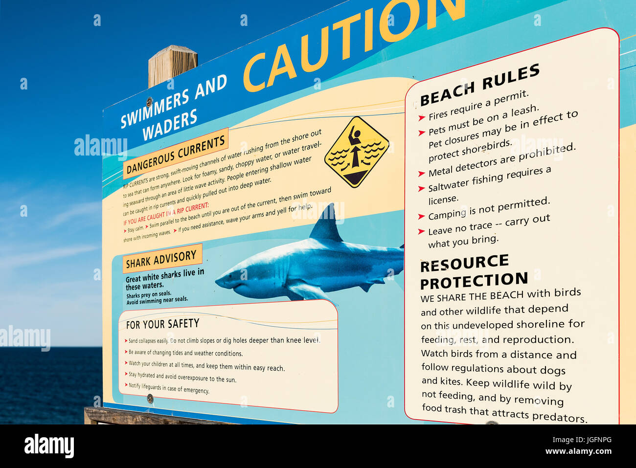 Shark Warnung und Strand Beratungs-, Truro, Cape Cod, Massachusetts, USA Stockfoto