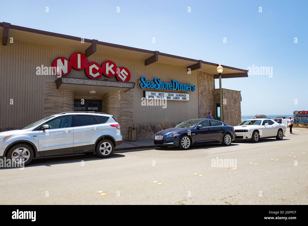Fassade des Nicks SeaShoreDinners Restaurant, ein klassisches Restaurant und Cocktailbar in Pacifica, Kalifornien, 20. Juni 2017. Stockfoto