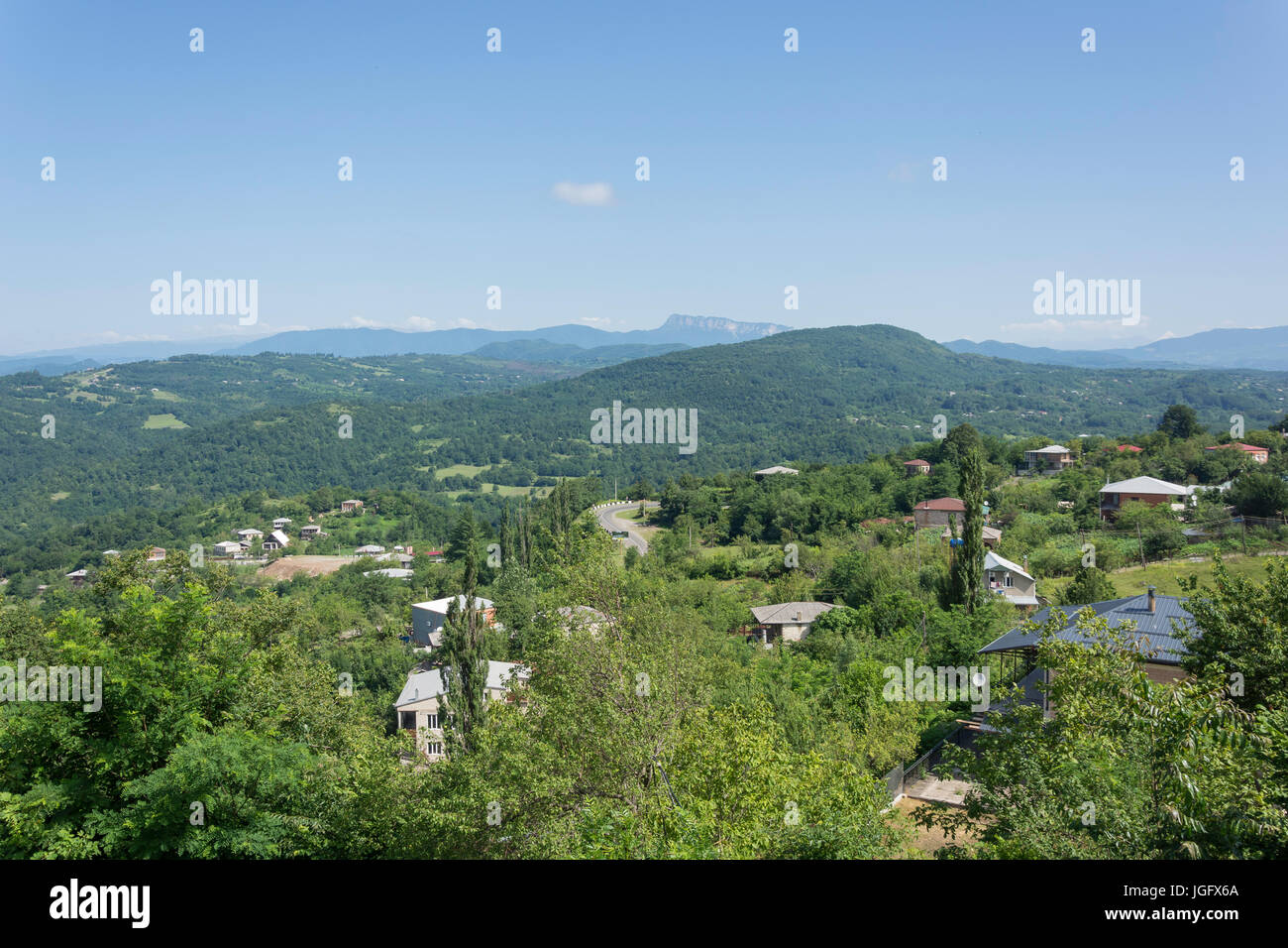 Berglandschaft von Kutaisi, Gelati Kloster, Georgien, Imeretien Provinz (Mkhare) Stockfoto