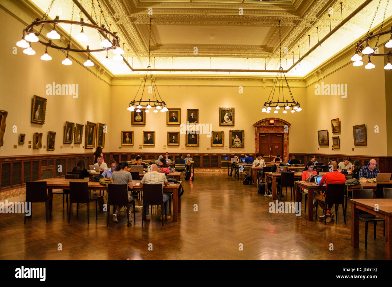 Die New York City Public Library Interieur. 1911 fertiggestellt, das Flaggschiff der Gebäude ist ein National Historic Landmark. Stockfoto