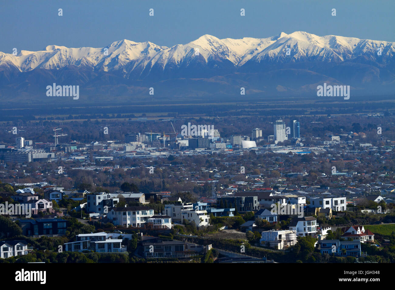 Christchurch CBD und die südlichen Alpen, Canterbury, Südinsel, Neuseeland Stockfoto