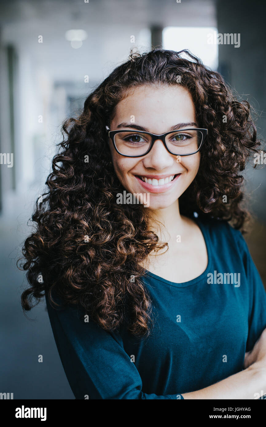 Smart, lächelnden Geschäftsfrau Stockfoto