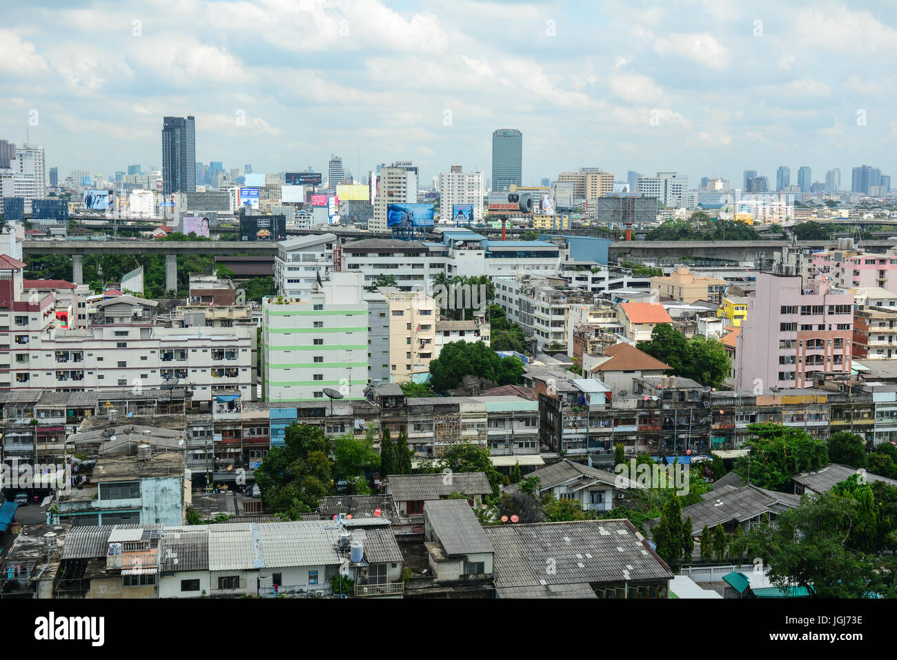 Bangkok, Thailand - 10. November 2015. Stadtbild in Bangkok, Thailand. Bangkoks Altstadt bleibt der Rattanakosin-Insel im Bezirk Phra Nakhon. Stockfoto