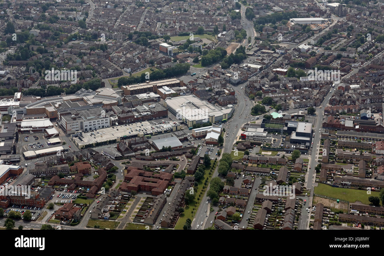 Luftaufnahme von Birkenhead Stadtzentrum, Wirral, Merseyside, UK Stockfoto