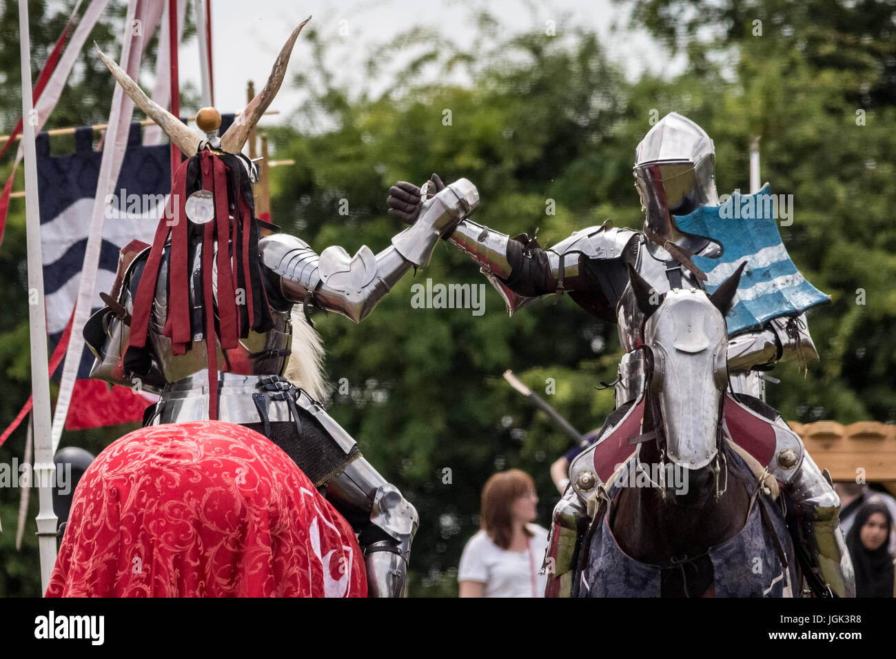 London, Eltham, UK. 8. Juli 2017.  Großen mittelalterlichen Turnier in Eltham Palace Credit: Guy Corbishley/Alamy Live-Nachrichten Stockfoto