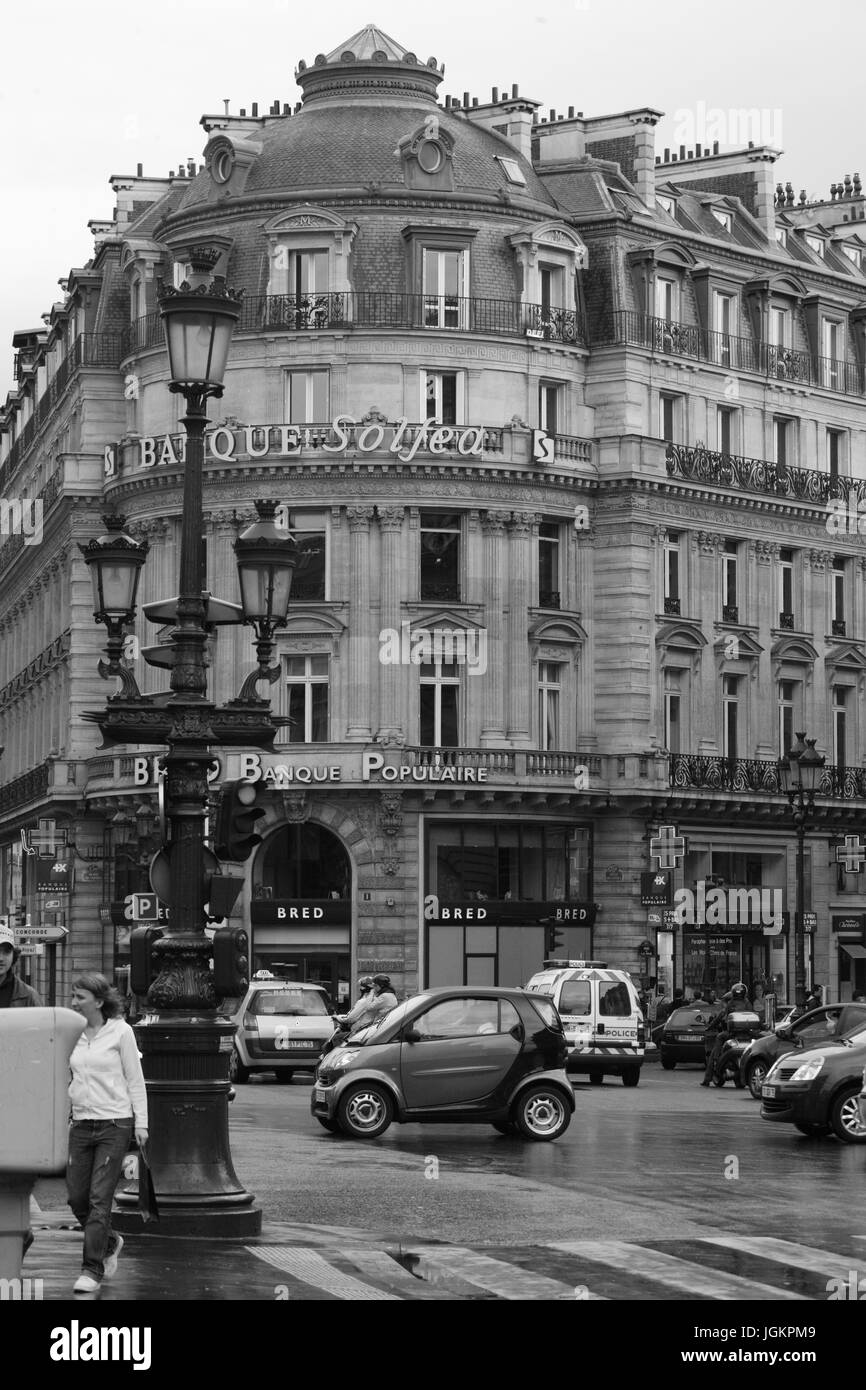 PARIS, Frankreich – 12. August 2006: Straßen von Paris. Ansichten. 12. August 2006. Paris, Frankreich. Stockfoto