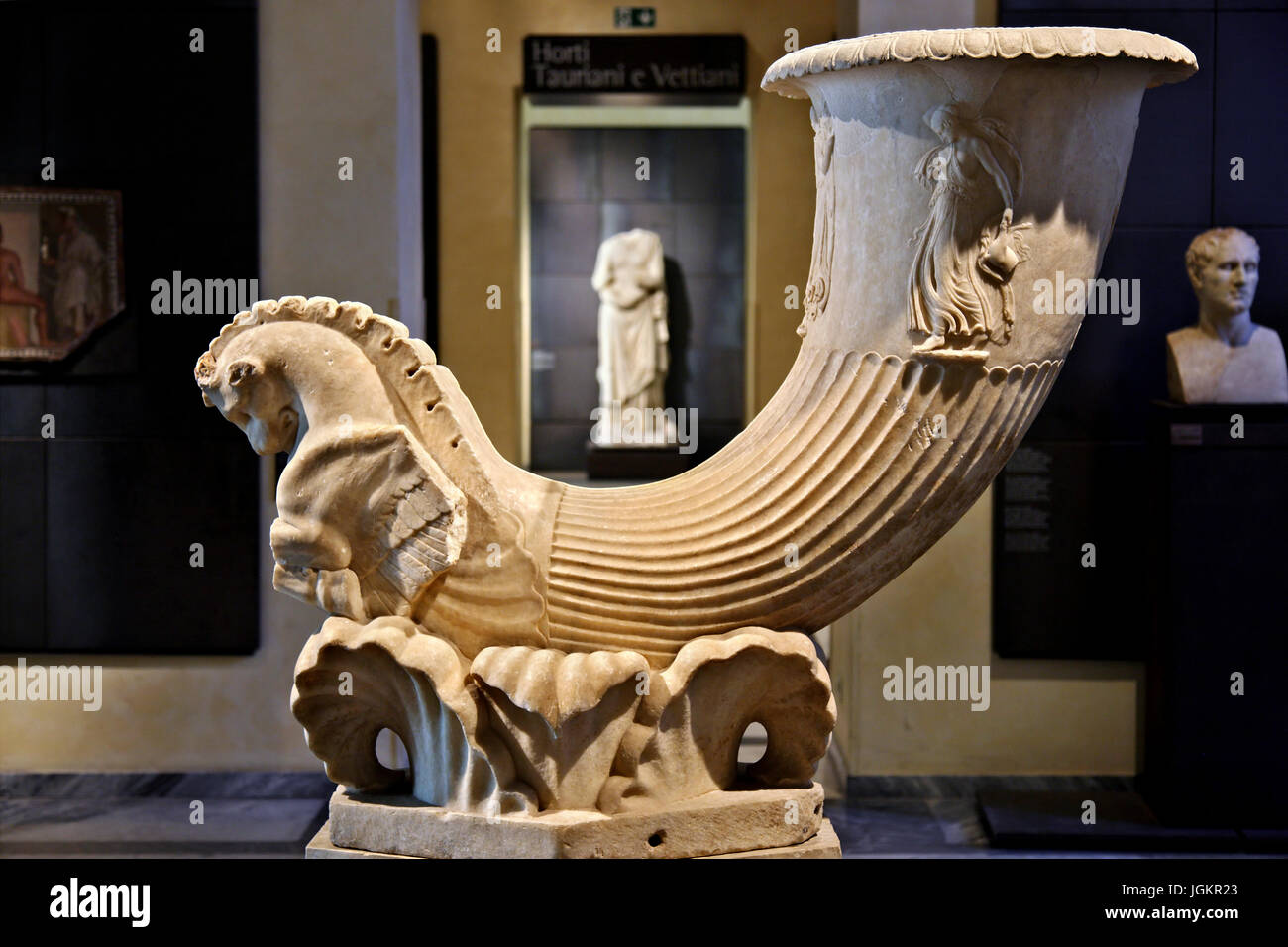 Rhyton von pontios. Brunnen in der Form eines Trinkwasser- Horn von der Athener artist Pontios. Die Kapitolischen Museen, Rom, Italien. Stockfoto