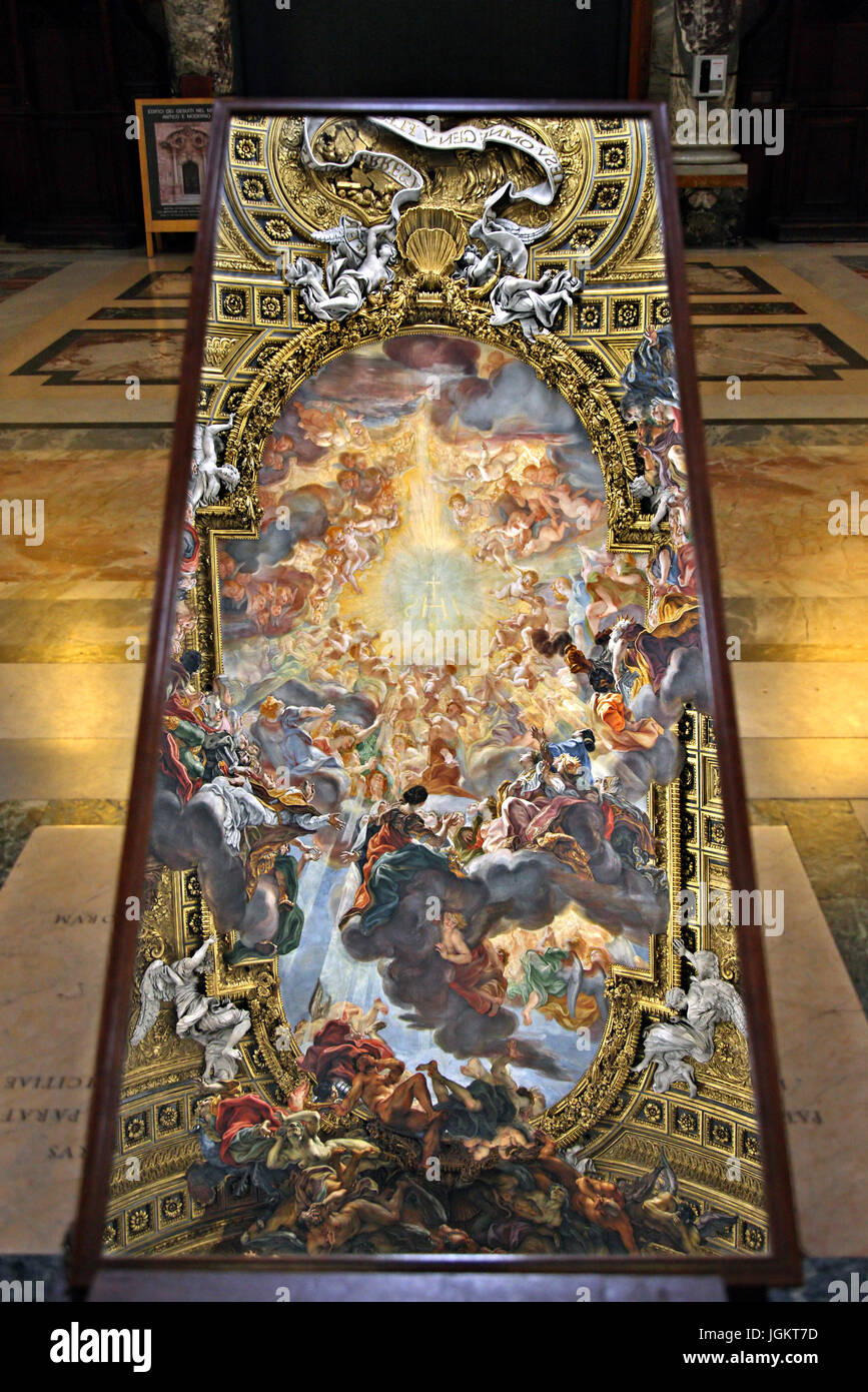 Vergrößerungsspiegel, die hilft, Besucher bewundern die imposante Fresko Trionfo del Nome di Gesu an der Decke der Chiesa del Gesu, Rom, Italien. Stockfoto