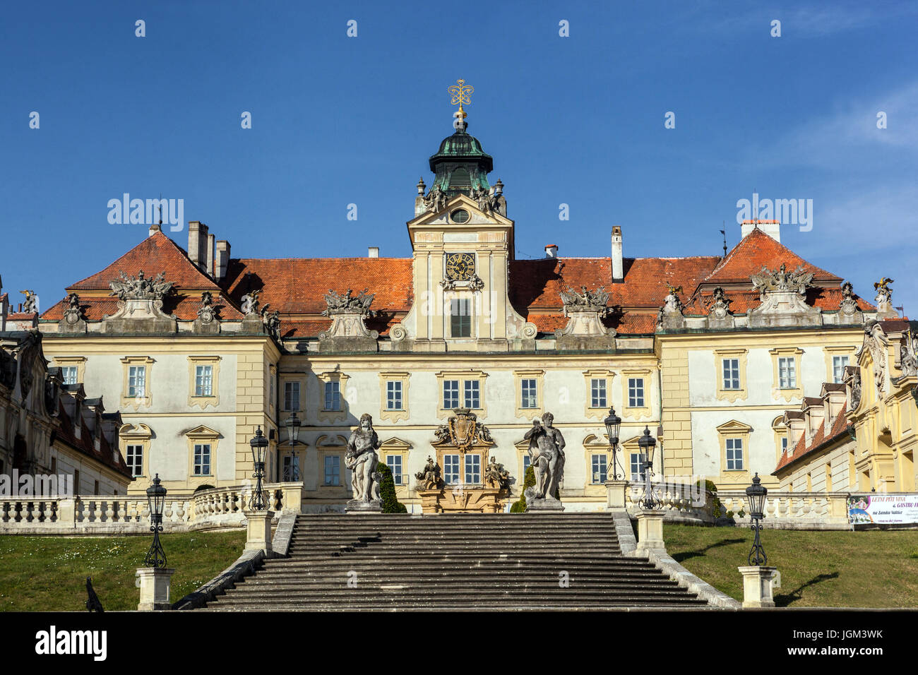 Schloss Valtice führt Südmähren, Tschechien Stockfoto