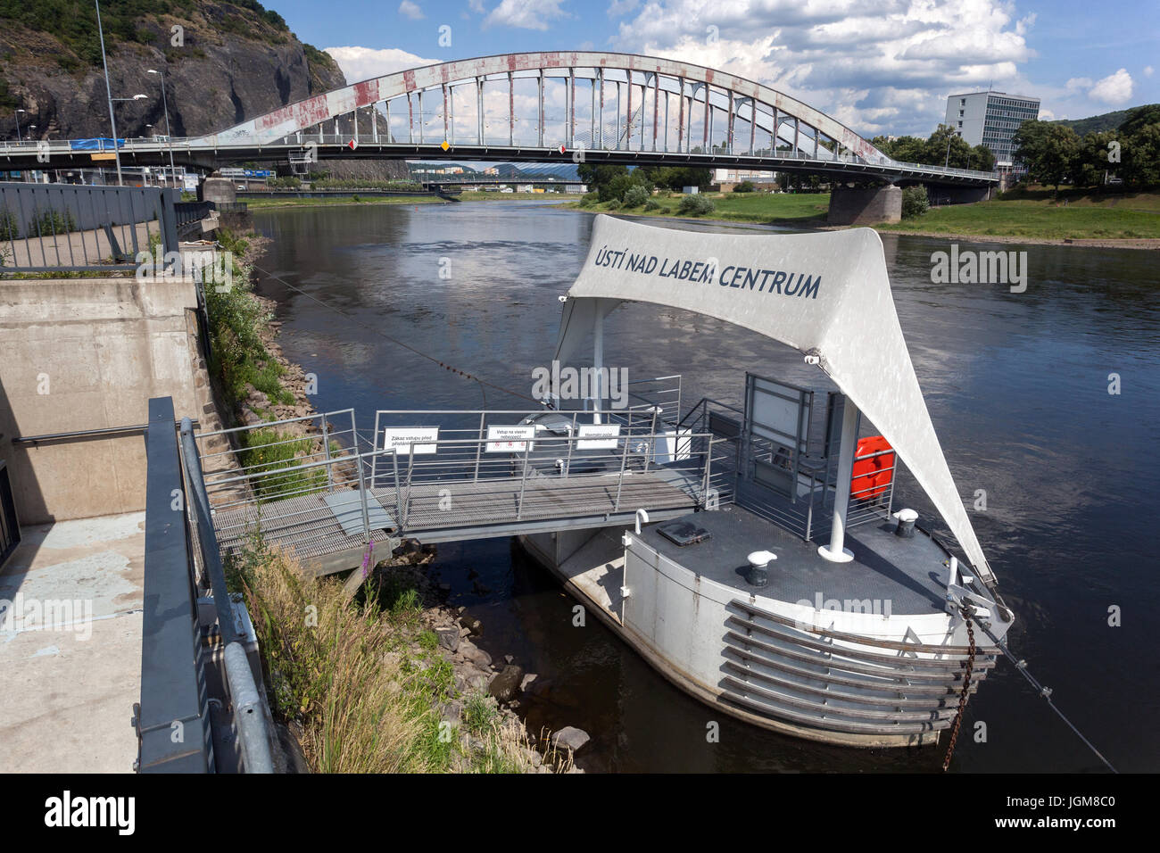 Bügeleisen genietet Brücke über die Elbe, Liegeplatz, Ústí nad Labem, Nordböhmen, Tschechische Republik, Europa Stockfoto