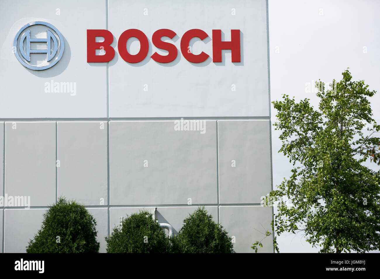 Ein Logo Zeichen außerhalb einer Einrichtung von Robert Bosch Batteriesysteme in Springboro, Ohio am 30. Juni 2017 besetzt. Stockfoto