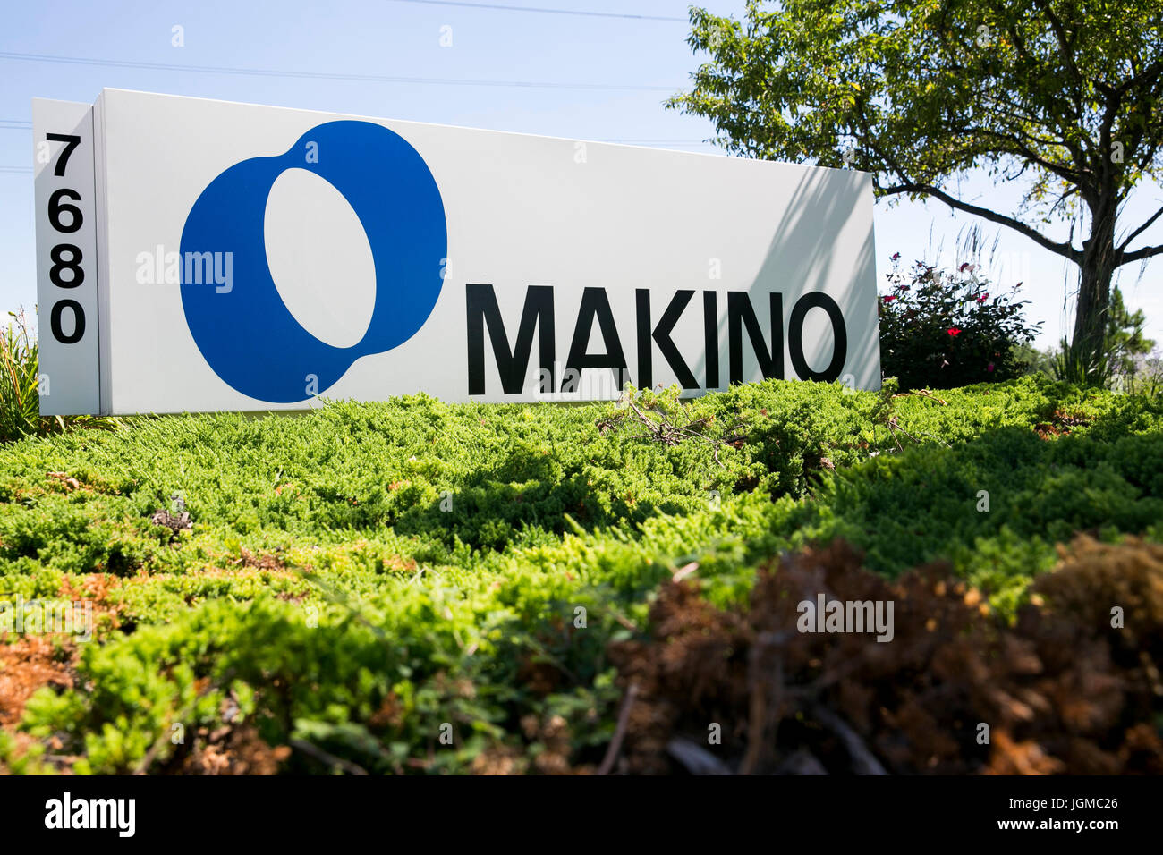 Ein Logo Zeichen außerhalb einer Einrichtung von Makino Milling Machine Co., Ltd., in Mason, Ohio am 2. Juli 2017 besetzt. Stockfoto