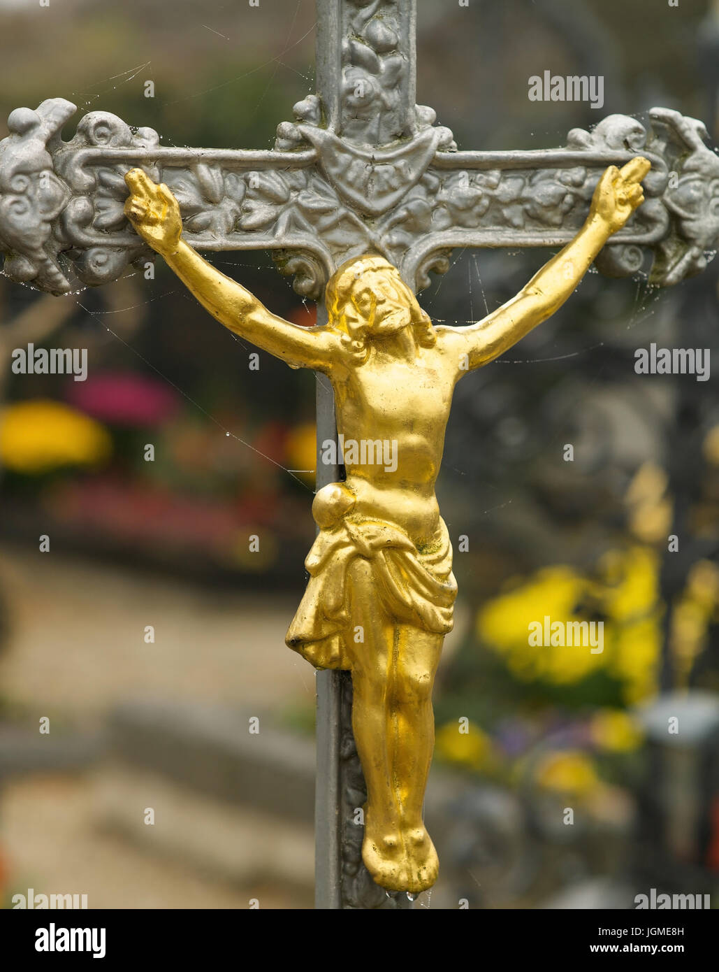 Jesus am Kreuz, Smith-Eisen Grab Kreuz, Österreich, Niederösterreich, Wald Viertel, Stift Zwettl - gekreuzigten Jesus, Schmiedeeisen Kreuz, Österreich, niedriger Stockfoto