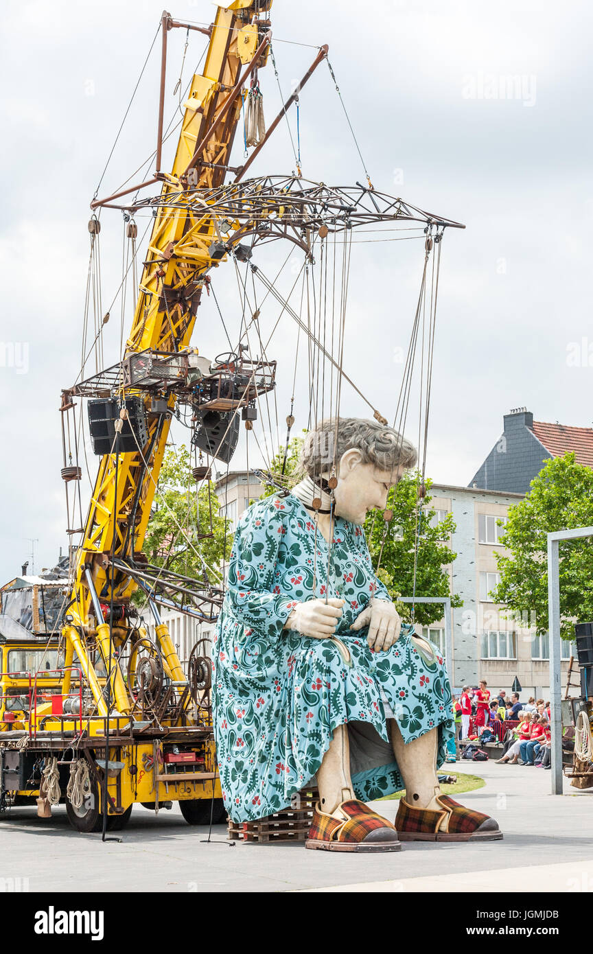 Belgien, Antwerpen, De Reuzen - The Giants von Royal de Luxe - Zomer van Antwerpen 2015 Stockfoto