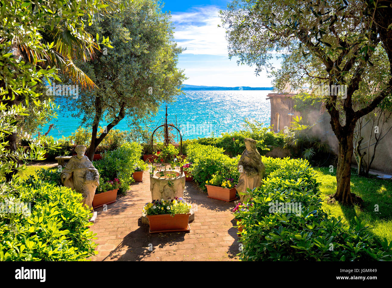 Mediterranen Park auf Lago di Garda, Sirmione, Venetien, Italien Stockfoto