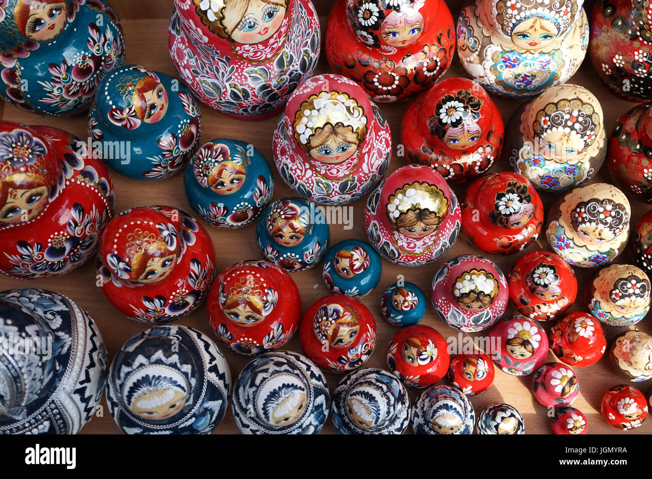 Verschachtelung Matrjoschka oder Matroschka Puppen zum Verkauf in St. Petersburg Stockfoto