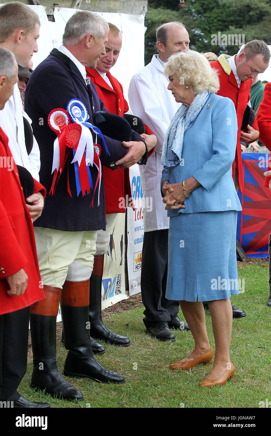 Seine königliche Hoheit Camilla, Duchess of Cornwall besucht The South of England Show bei Ardingly, West Sussex Featuring: HRH Camilla Where: Ardingly, Vereinigtes Königreich bei: 8. Juni 2017 Credit: WENN.com Stockfoto