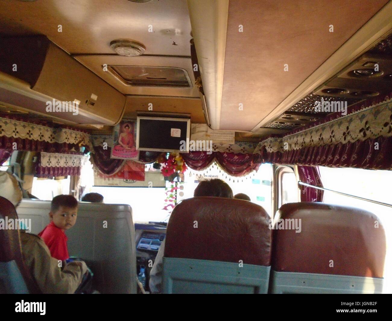 Battambang nach Phnom Penh Bus reisen Pursat Provinz, Kambodscha Stockfoto