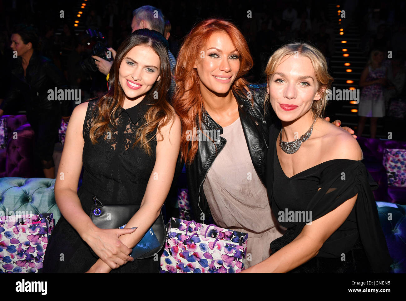 Berlin, Deutschland. 5. Juli 2017. Yasmina Filali auf des Labels Guido Maria Kretschmer Frühjahr/Sommer 2018 Fashion Show bei der Berlin Fashion Week in Berlin, Deutschland, 5. Juli 2017. Foto: Jens Kalaene/Dpa-Zentralbild/ZB/Dpa/Alamy Live News Stockfoto