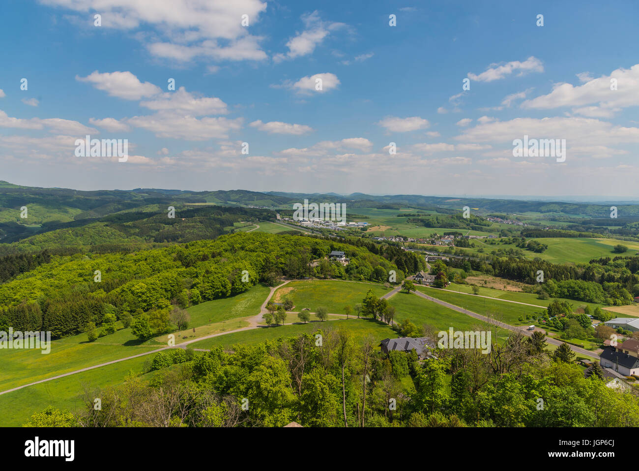 Blick über die Eifel von Nürburg, Rheinland-Pfalz, Deutschland Stockfoto