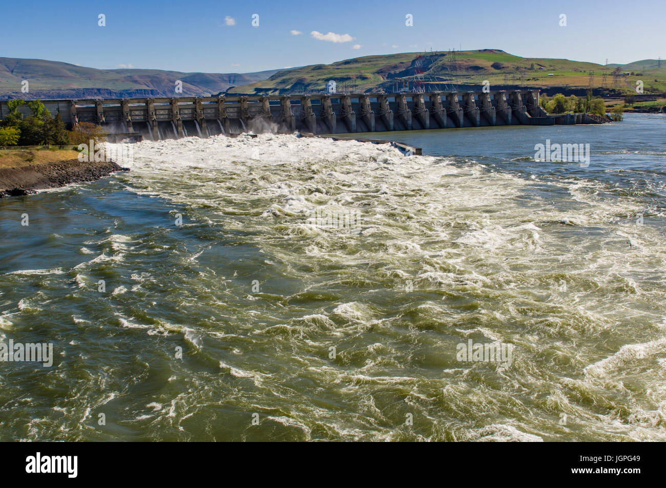Die Dalles Verdammung auf dem Columbia River produziert Strom aus Wasserkraft.  Die Dalles, Oregon Stockfoto Die Dalles Verdammung auf dem Columbia River produziert Strom aus Wasserkraft.  Die Dalles, Oregon Stockfoto