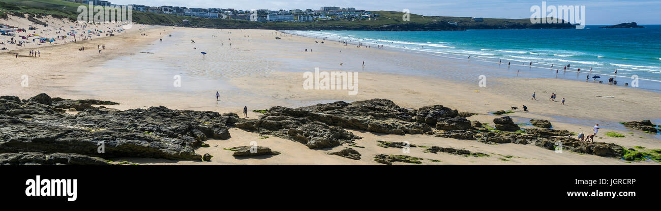 Panoramablick auf fistral Strand in Newquay, Cornwall. Stockfoto