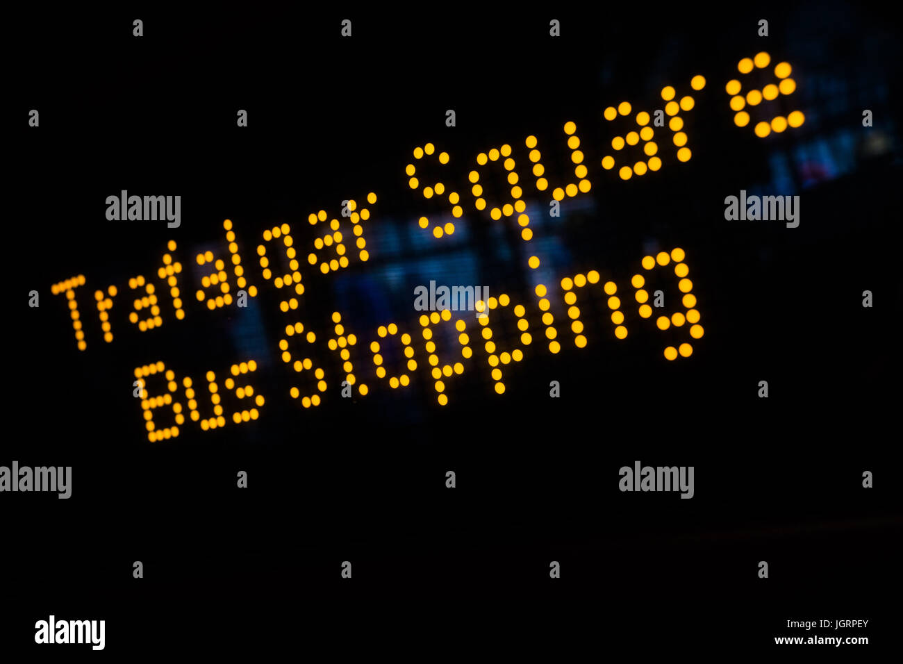 Ein Zeichen in einem Londoner Bus Haltestelle Trafalgar Sq, London Stockfoto
