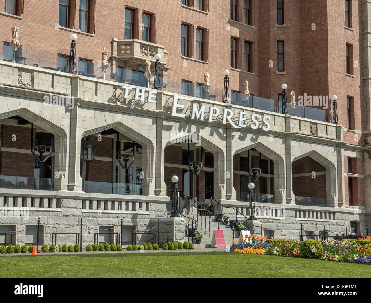 Das äußere des Empress Hotel Victoria BC berühmt für Itâ€™ s nachmittags Tee-Service, eine National Historic Site Of Canada, April 2017 Stockfoto