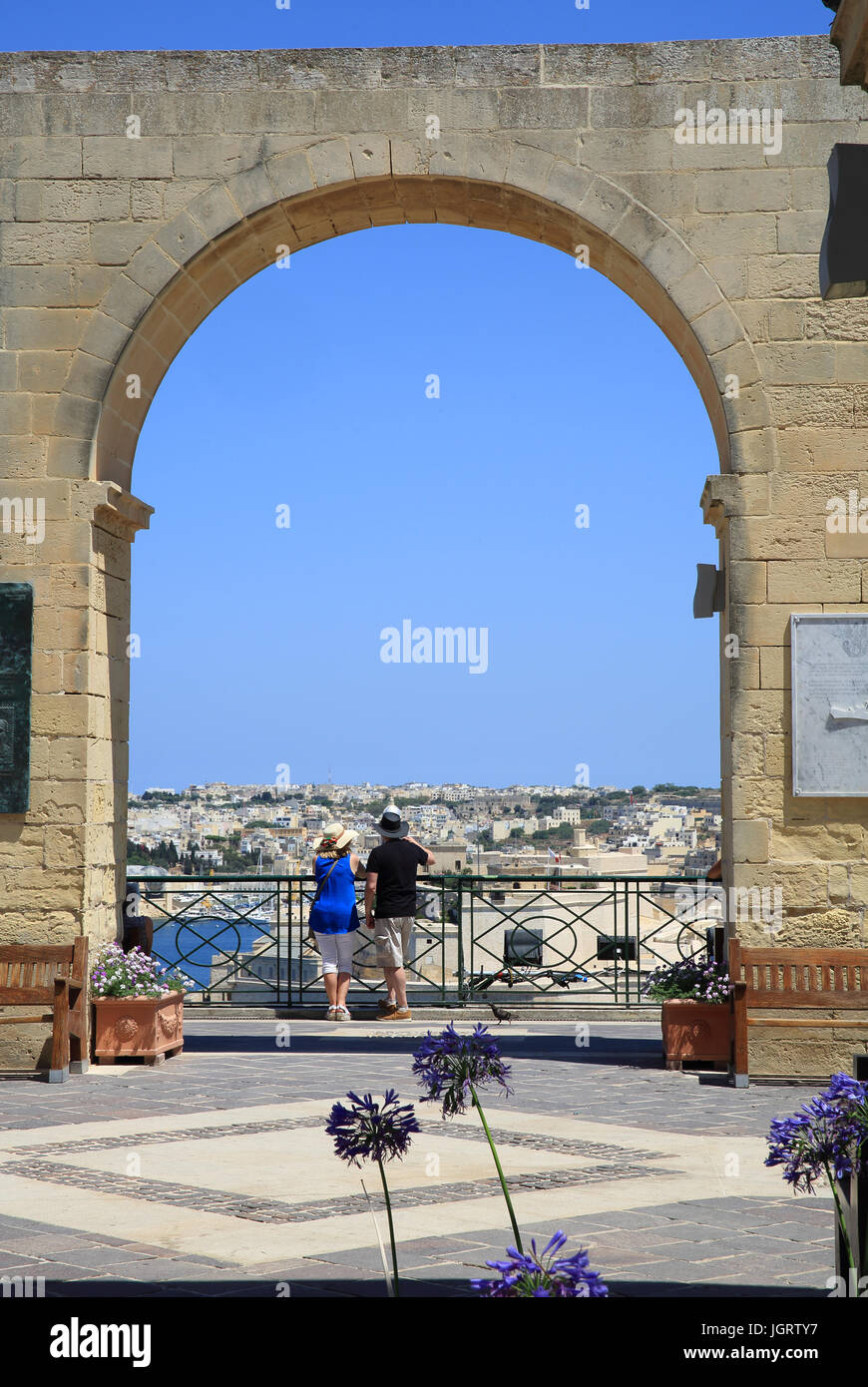 Upper Baracca Gärten, in Valletta, Malta, die drei Städte über. Stockfoto