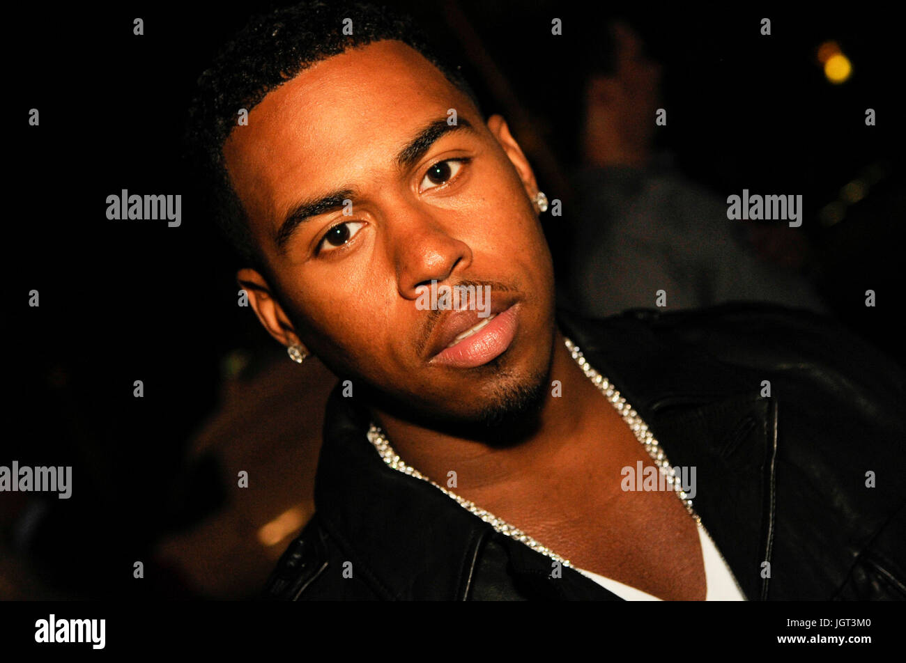 Sänger Bobby Valentino kommt für BMI Urban Awards Wilshire Theatre Beverly Hills. Stockfoto