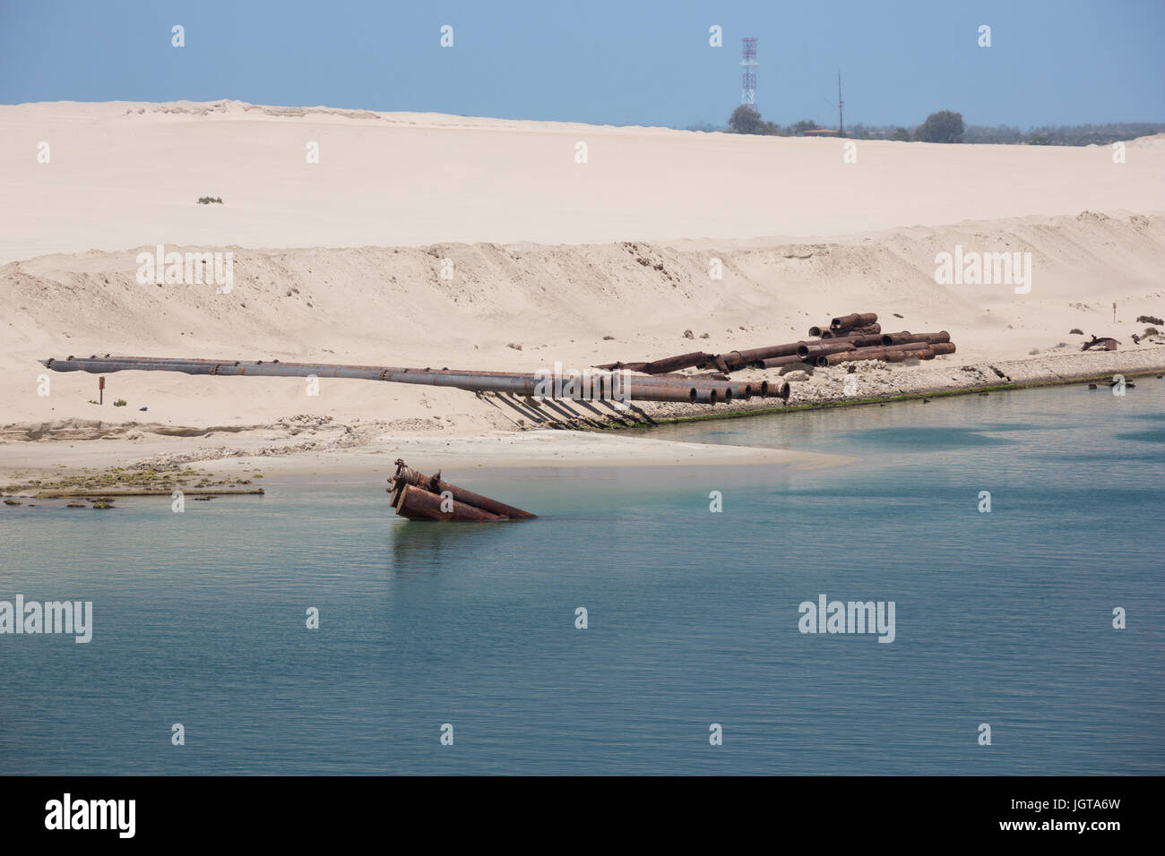 Baggerarbeiten Ausrüstung an den Ufern des Suez-Kanals in der Nähe von Ismailia Stockfoto