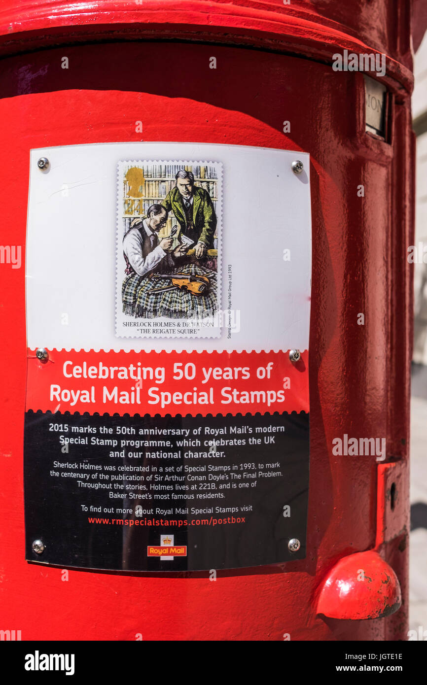 Royal Mail-Post-Box feiert 50 Jahre von Sondermarken, Baker Street, London, England, Großbritannien Stockfoto