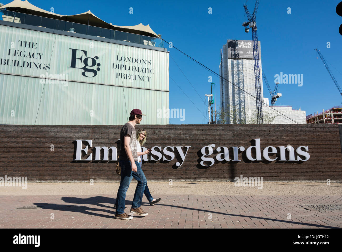 London, England, Vereinigtes Königreich: Die neue US-Botschaft Botschaft Gardens in Nine Elms, Vauxhall, London, gebaut. Stockfoto