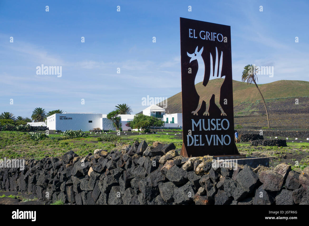 Bodega El Grifo mit angeschlossenen Weinmuseum, Weingut in La Geria, Lanzarote, Kanarische Inseln, Spanien, Europa Stockfoto