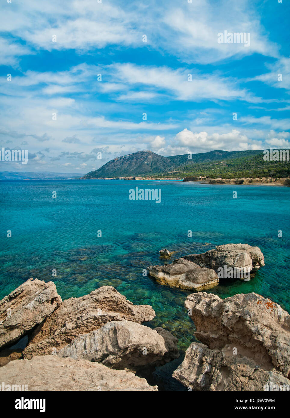 Blick auf blaue Lagune im Akamas Nationalpark, Zypern Stockfoto