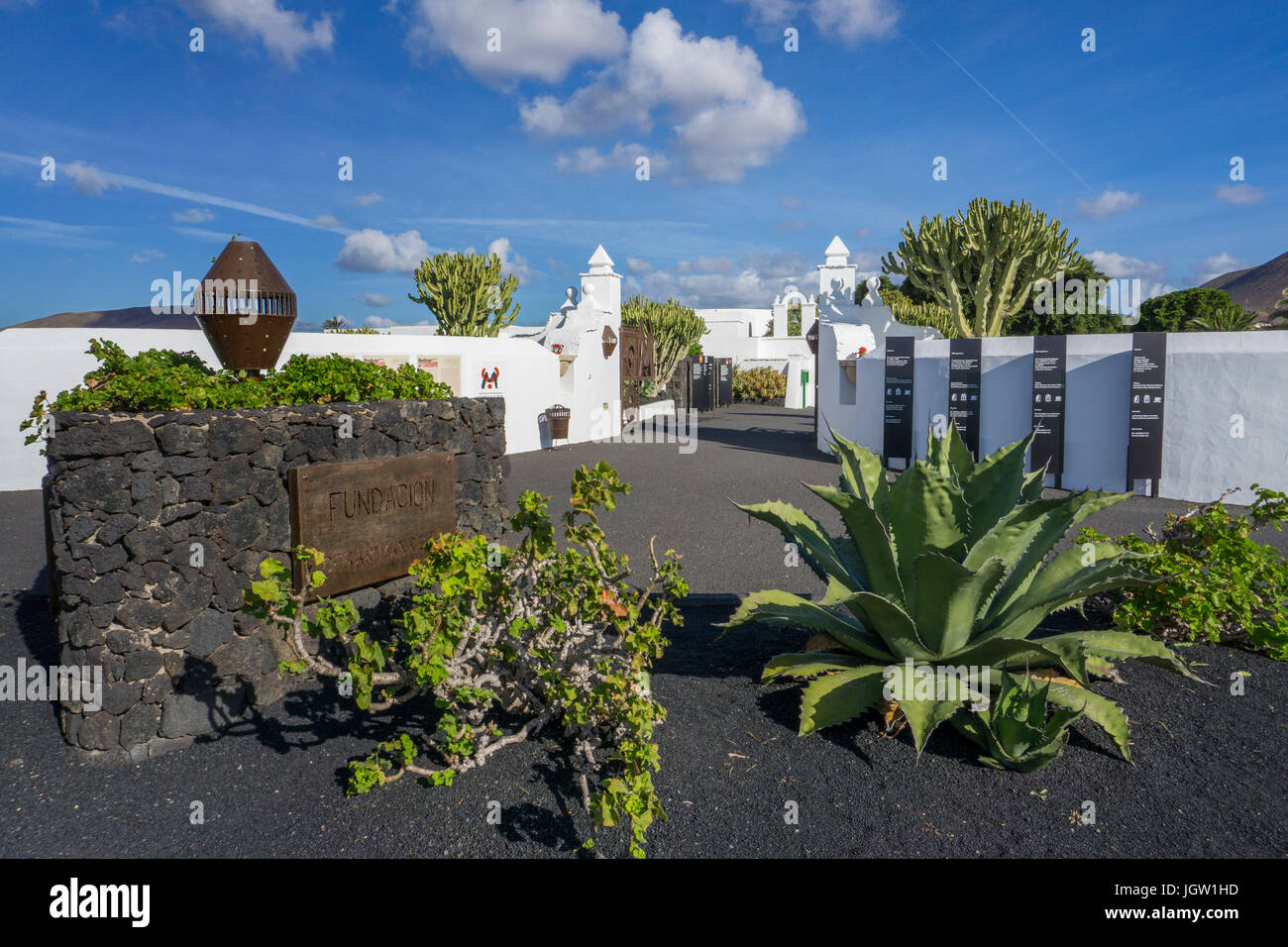 Eingang zur Fundacion Cesar Manrique, Taro de Tahiche, La Asomada, Lanzarote, Kanarische Inseln, Spanien, Europa Stockfoto