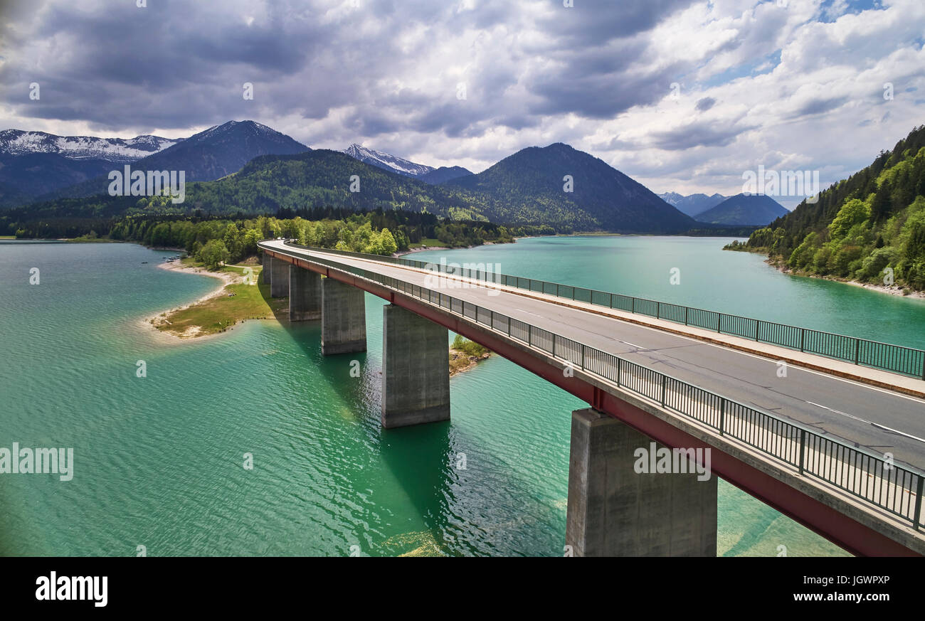 Sylvensteinspeicher Damm, Karwendelgebirge, Bayern, Deutschland Stockfoto