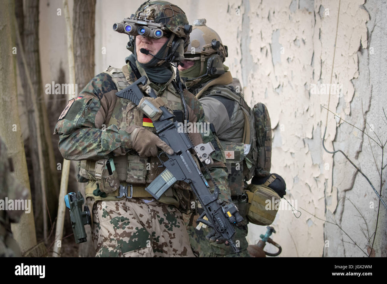 Magdeburg, Deutschland. 1. März 2017. Soldaten der deutschen