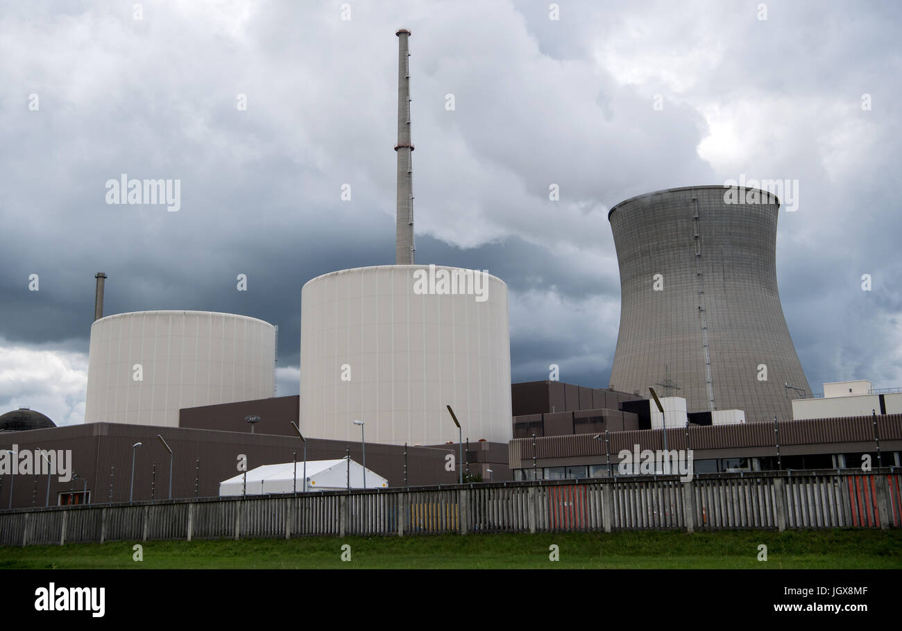 Gundremmingen Atomkraftwerk in der Nähe von Günzburg, Deutschland, 11. Juli 2017. Eine technische Prüfung der Block C des Kernkraftwerks Gundremmingen begann am 8. Juli 2017. Foto: Sven Hoppe/dpa Stockfoto